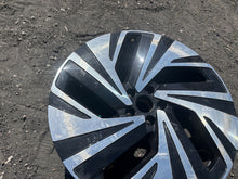 Laden Sie das Bild in den Galerie-Viewer, 1x Alufelge 21 Zoll 8.5" 5x112 Glanz 11A601025B VW I Rim Wheel FEL8766159223rc