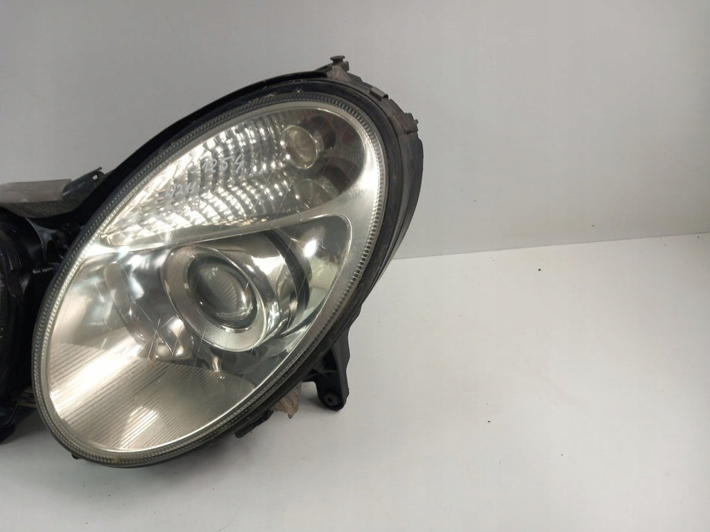 Frontscheinwerfer Mercedes-Benz W211 Xenon Links Scheinwerfer Headlight SCH4640197700ut