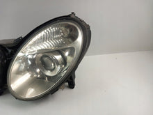 Laden Sie das Bild in den Galerie-Viewer, Frontscheinwerfer Mercedes-Benz W211 Xenon Links Scheinwerfer Headlight SCH4640197700ut