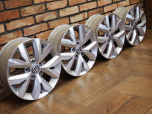 Laden Sie das Bild in den Galerie-Viewer, 4x Alufelge 16 Zoll 6.5" 5x112 48ET Glanz Silber VW Golf Touran Rim Wheel FEL1050158444cu