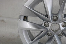 Load image into Gallery viewer, 1x Alufelge 17 Zoll 7.0" 5x112 5E3601025E Skoda Octavia I Rim Wheel FEL9052510858pq