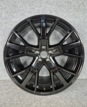 Load image into Gallery viewer, 1x Alufelge 21 Zoll 9.5" 5x112 36ET Glanz Schwarz 4KE601025AJ Audi E-Tron FEL3966073584lx