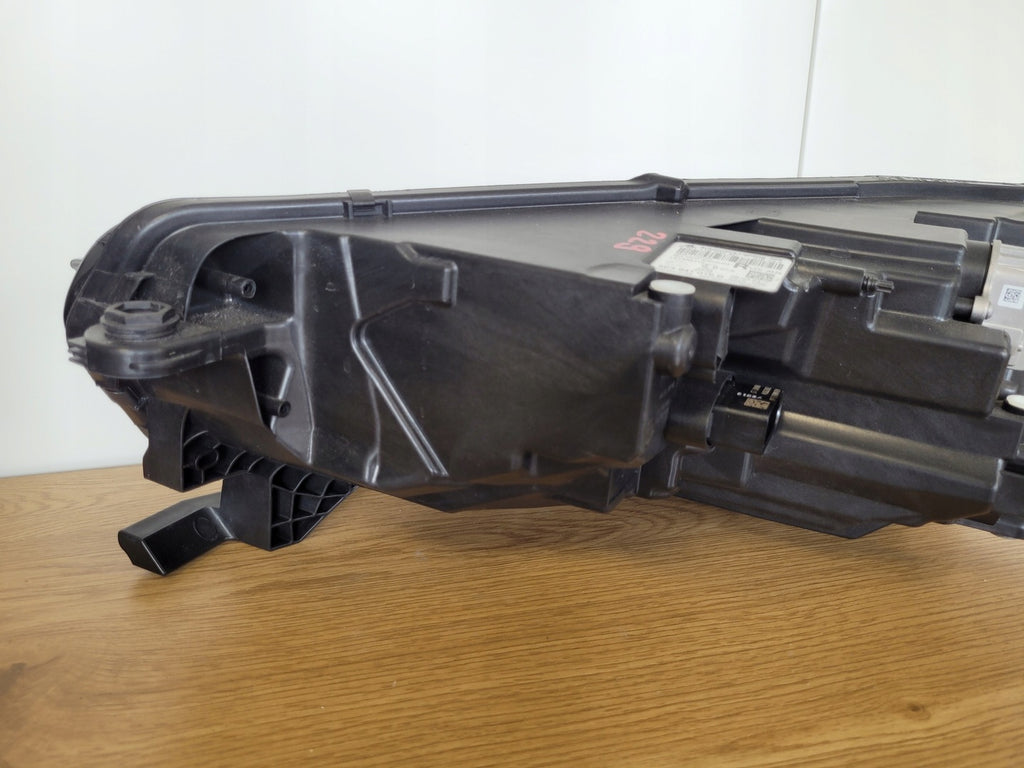 Frontscheinwerfer Skoda Octavia Fabia 5E4941016B Rechts Scheinwerfer Headlight SCH3968312572jf