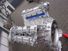 Load image into Gallery viewer, Motor Mercedes-Benz OM 642.890 3.0 224PS 165kW Diesel Engine Unkomplett Überholt