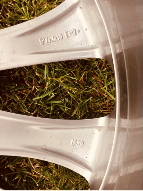 1x Alufelge 19 Zoll 9.5" 5x120 39ET 6859877 BMW 7 Rim Wheel FEL9381393571vh