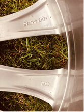 Load image into Gallery viewer, 1x Alufelge 19 Zoll 9.5" 5x120 39ET 6859877 BMW 7 Rim Wheel FEL9381393571vh