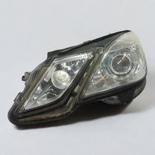 Laden Sie das Bild in den Galerie-Viewer, Frontscheinwerfer Mercedes-Benz W212 A2128201959 1ZT010800-11 Links Headlight