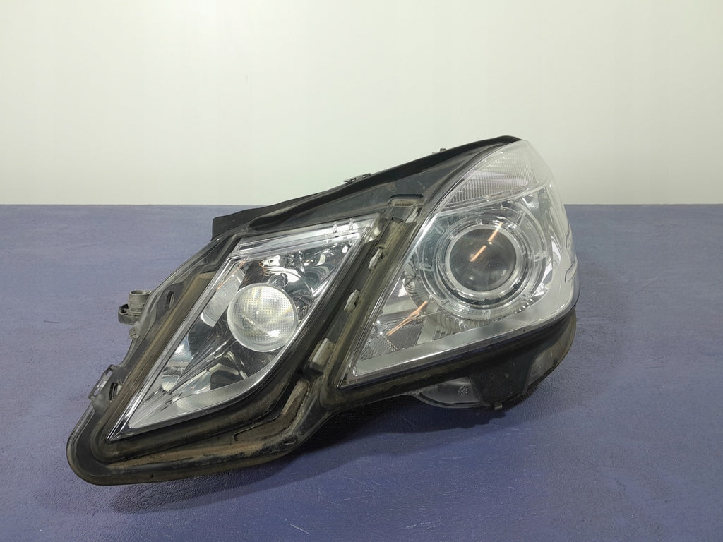 Frontscheinwerfer Mercedes-Benz W212 A2128201959 1ZT010800-11 Links Headlight