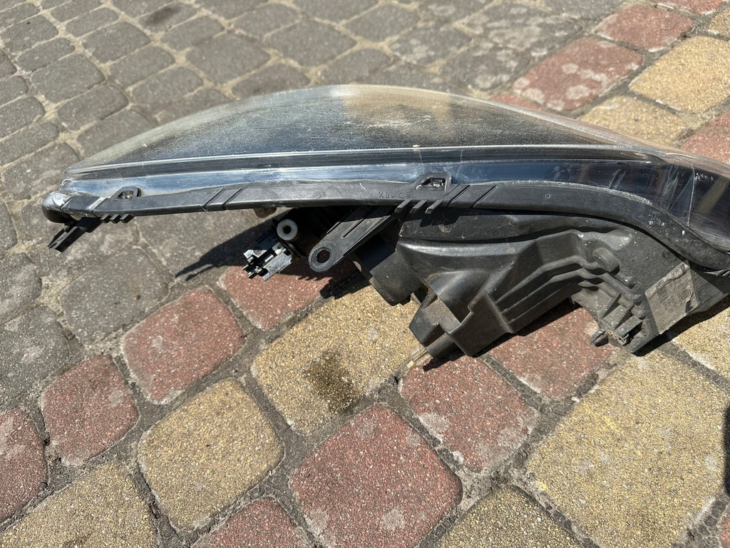 Frontscheinwerfer Dacia Sandero 260104793R LED Ein Stück (Rechts oder Links)