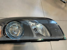 Load image into Gallery viewer, Frontscheinwerfer Volvo V50 30678917 Xenon Rechts Scheinwerfer Headlight SCH6706564334wu