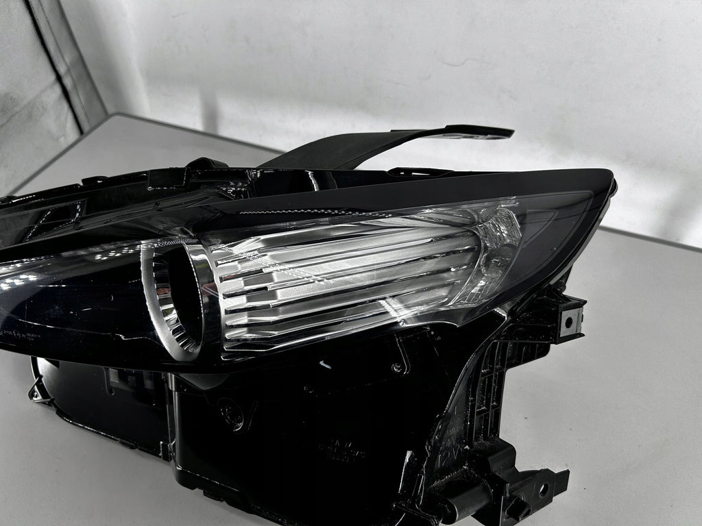 Frontscheinwerfer Mazda Cx30 DFR7-51040 LED Ein Stück (Rechts oder Links)