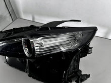 Load image into Gallery viewer, Frontscheinwerfer Mazda Cx30 DFR7-51040 LED Ein Stück (Rechts oder Links)