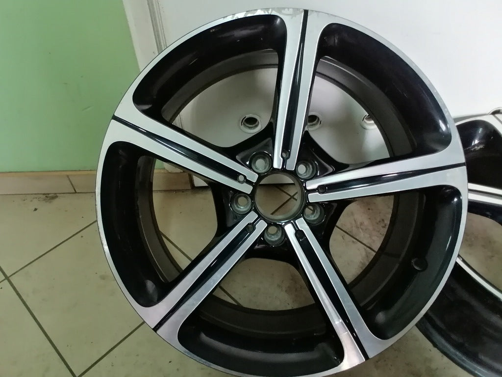 1x Alufelge 19 Zoll 8.0" 5x112 33ET A25774011000 Mercedes-Benz Cls Rim Wheel FEL5056190364to