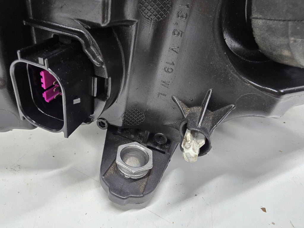 Frontscheinwerfer Audi A1 82A941033 Xenon Links Scheinwerfer Headlight