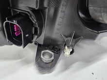 Load image into Gallery viewer, Frontscheinwerfer Audi A1 82A941033 Xenon Links Scheinwerfer Headlight