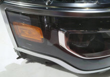 Laden Sie das Bild in den Galerie-Viewer, Frontscheinwerfer Ford I DA83-13005 Rechts Scheinwerfer Headlight SCH3087695337ct