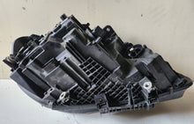 Laden Sie das Bild in den Galerie-Viewer, Frontscheinwerfer BMW 2 F45 8738641-04 LED Ein Stück (Rechts oder Links) SCH2446595590cx