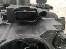 Laden Sie das Bild in den Galerie-Viewer, Frontscheinwerfer Audi A3 8V0941005E Links Scheinwerfer Headlight SCH5216691539sl