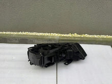 Laden Sie das Bild in den Galerie-Viewer, Frontscheinwerfer Audi Q3 8U0941034 Rechts Scheinwerfer Headlight