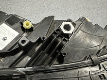 Laden Sie das Bild in den Galerie-Viewer, Frontscheinwerfer BMW X5 G05 G06 5A8E105-01 LED Links Scheinwerfer Headlight SCH9813038383is