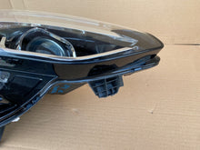 Laden Sie das Bild in den Galerie-Viewer, Frontscheinwerfer Renault Megane IV 260102555R LED Rechts Scheinwerfer Headlight SCH8207776297nh