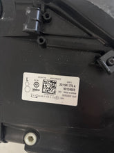 Laden Sie das Bild in den Galerie-Viewer, Frontscheinwerfer VW Polo 2G1941773A 90124669 Links Scheinwerfer Headlight SCH2933591995ed