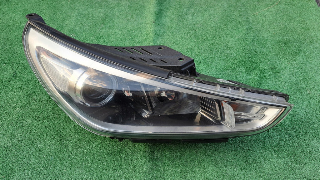 Frontscheinwerfer Hyundai I30 III 92102-G4020 LED Rechts Scheinwerfer Headlight