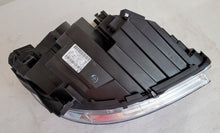Laden Sie das Bild in den Galerie-Viewer, Frontscheinwerfer Mercedes-Benz W245 A1698207761 Halogen Links Headlight SCH1185991855zb