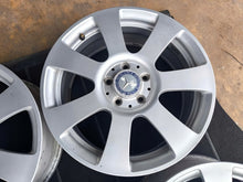 Laden Sie das Bild in den Galerie-Viewer, 4x Alufelge 17 Zoll 7.5" 5x112 47 5ET A2044013502 Mercedes-Benz W124 W203 W177 FEL5017502736uf