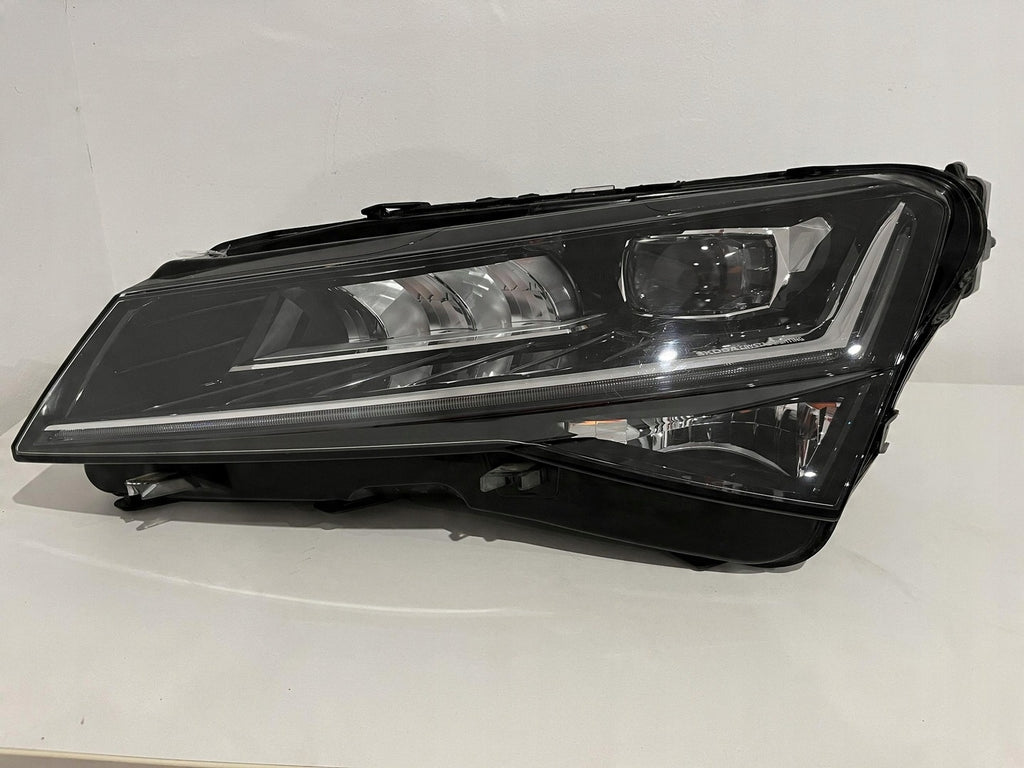 Frontscheinwerfer Skoda Superb III 3V1941015D LED Links Scheinwerfer Headlight