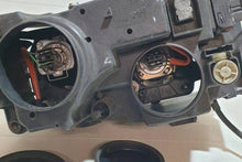 Laden Sie das Bild in den Galerie-Viewer, Frontscheinwerfer Saab 9-5 PL27505030 Ein Stück (Rechts oder Links) Headlight