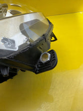 Laden Sie das Bild in den Galerie-Viewer, Frontscheinwerfer Mini Countryman R60 9801039-04 Xenon Links Headlight SCH7477797197nk
