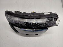 Load image into Gallery viewer, Frontscheinwerfer Skoda Kamiq 658941016 LED Rechts Scheinwerfer Headlight SCH1372311567os