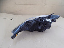 Laden Sie das Bild in den Galerie-Viewer, Frontscheinwerfer Toyota Auris 81110-02E21 8111002E21 Rechts Headlight SCH9439502749ti