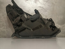 Laden Sie das Bild in den Galerie-Viewer, Frontscheinwerfer Opel Astra 24451032 1EG270370-01 Links Scheinwerfer Headlight SCH3198024243jv