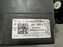 Load image into Gallery viewer, Frontscheinwerfer Citroën C3 Aircross 39225821 YQ00721080-1 Full LED Rechts