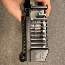 Laden Sie das Bild in den Galerie-Viewer, Frontscheinwerfer BMW 7 9879935 9879936 LED Ein Satz Scheinwerfer Headlight SCH7479333315zu