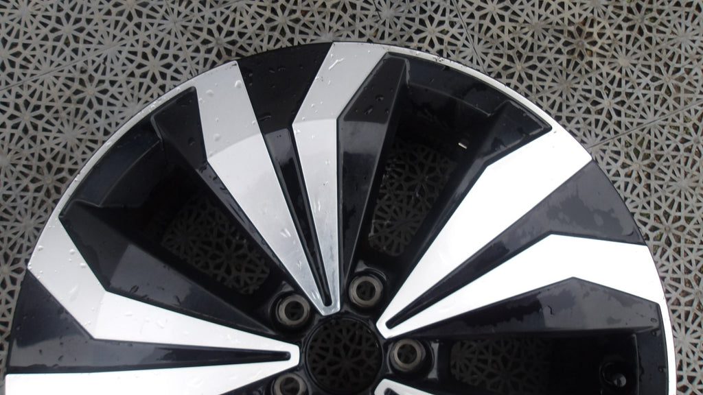 1x Alufelge 17 Zoll 6.5" 5x100 39ET Schwarz 2GM601025N VW T-Cross T Cross FEL8908981010co