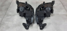 Laden Sie das Bild in den Galerie-Viewer, Frontscheinwerfer Peugeot 208 L90123735 L90123736 Ein Satz Headlight SCH1945242855jk
