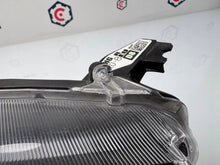 Load image into Gallery viewer, Frontscheinwerfer Toyota Yaris LED Rechts Scheinwerfer Headlight