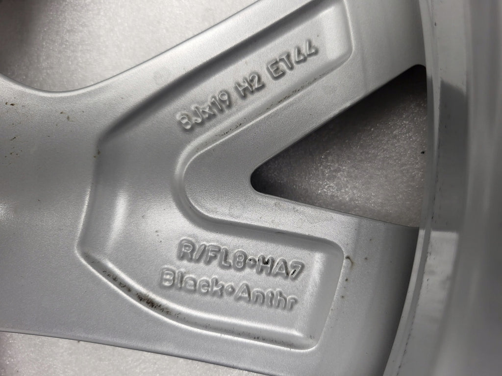 1x Alufelge 19 Zoll 8.0" 5x112 44ET Glanz Silber 3P0601025 Skoda Superb FEL8050818213xz