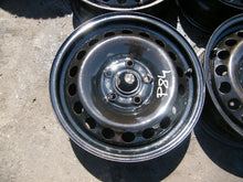 Laden Sie das Bild in den Galerie-Viewer, 4x Alufelge 15 Zoll 6.0" 5x112 47ET Silber VW Caddy V Golf III Jetta VI Touran FEL6297762883ba