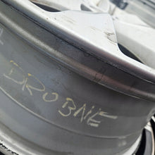 Laden Sie das Bild in den Galerie-Viewer, 1x Alufelge 17 Zoll 7.0" 5x115 44ET Glanz Silber OP068K1 Opel Zafira Rim Wheel FEL3766526714iz
