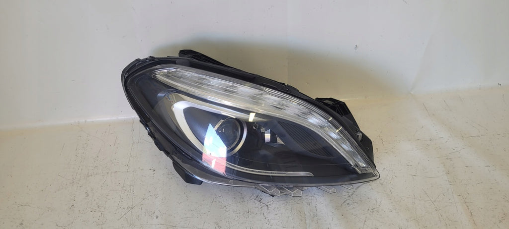 Frontscheinwerfer Mercedes-Benz W246 A2468200861 Xenon Rechts Headlight