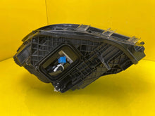 Laden Sie das Bild in den Galerie-Viewer, Frontscheinwerfer Mercedes-Benz W247 A2479064204 LED Rechts Headlight SCH7856337975yo