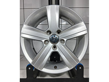 Load image into Gallery viewer, 4x Alufelge 16 Zoll 6.5" 5x112 46ET Glanz Silber 5G0601025 VW Golf VII I FEL6793100750ue