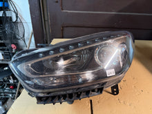 Laden Sie das Bild in den Galerie-Viewer, Frontscheinwerfer Hyundai I I40 Links Scheinwerfer Headlight SCH1628078958bn