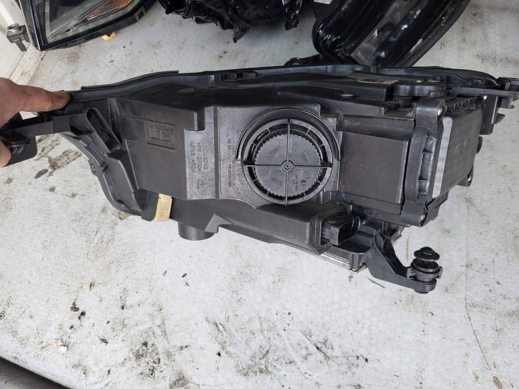 Frontscheinwerfer VW T-Roc 2GA941036P Rechts Scheinwerfer Headlight SCH8534788053ad