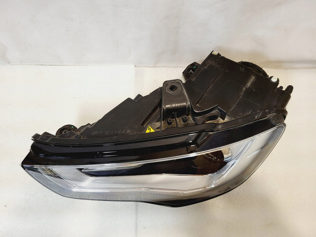 Frontscheinwerfer Audi A3 8V0941031 Xenon Ein Stück (Rechts oder Links)