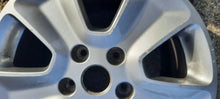 Load image into Gallery viewer, 1x Alufelge 15 Zoll 6.0&quot; 4x100 40ET Glanz Silber 403003858 Renault Rim Wheel